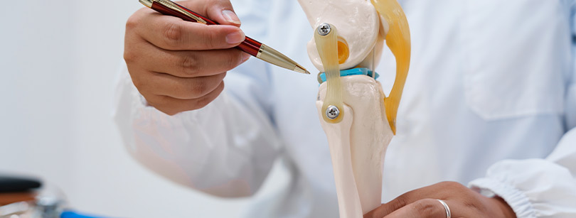 Combining Traditional and Modern Pain Treatments
